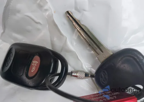 2008 Hyundai Elantra Gls/Se from USA, damaged, VIN KMHDU46D28U283363